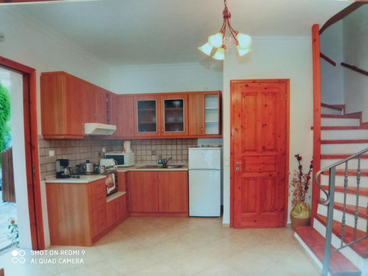 Soustas Apartments Longos  Экстерьер фото